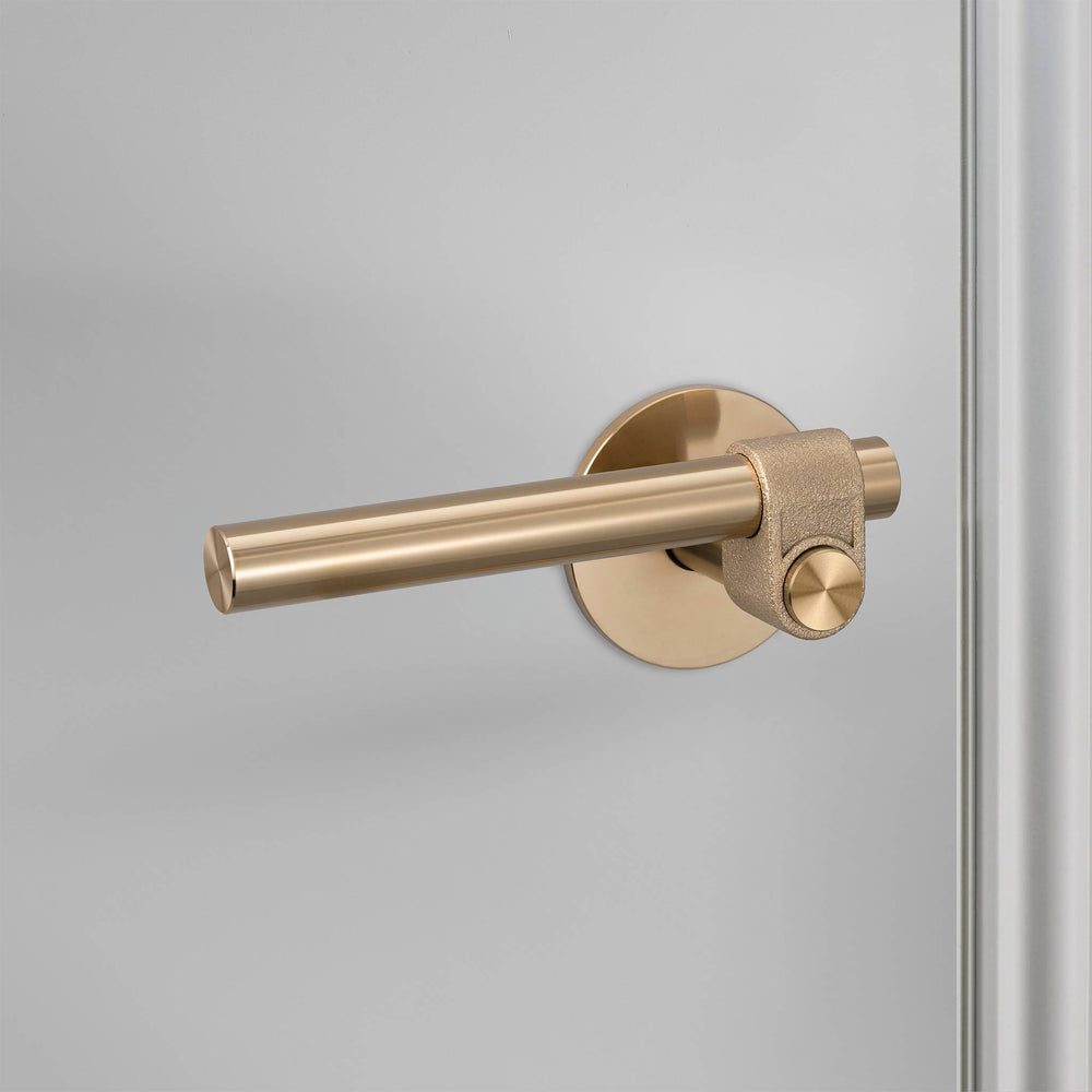 DOOR HANDLE / FIXED / 2-9/16 INCH ROSE / LEFT HAND / CAST