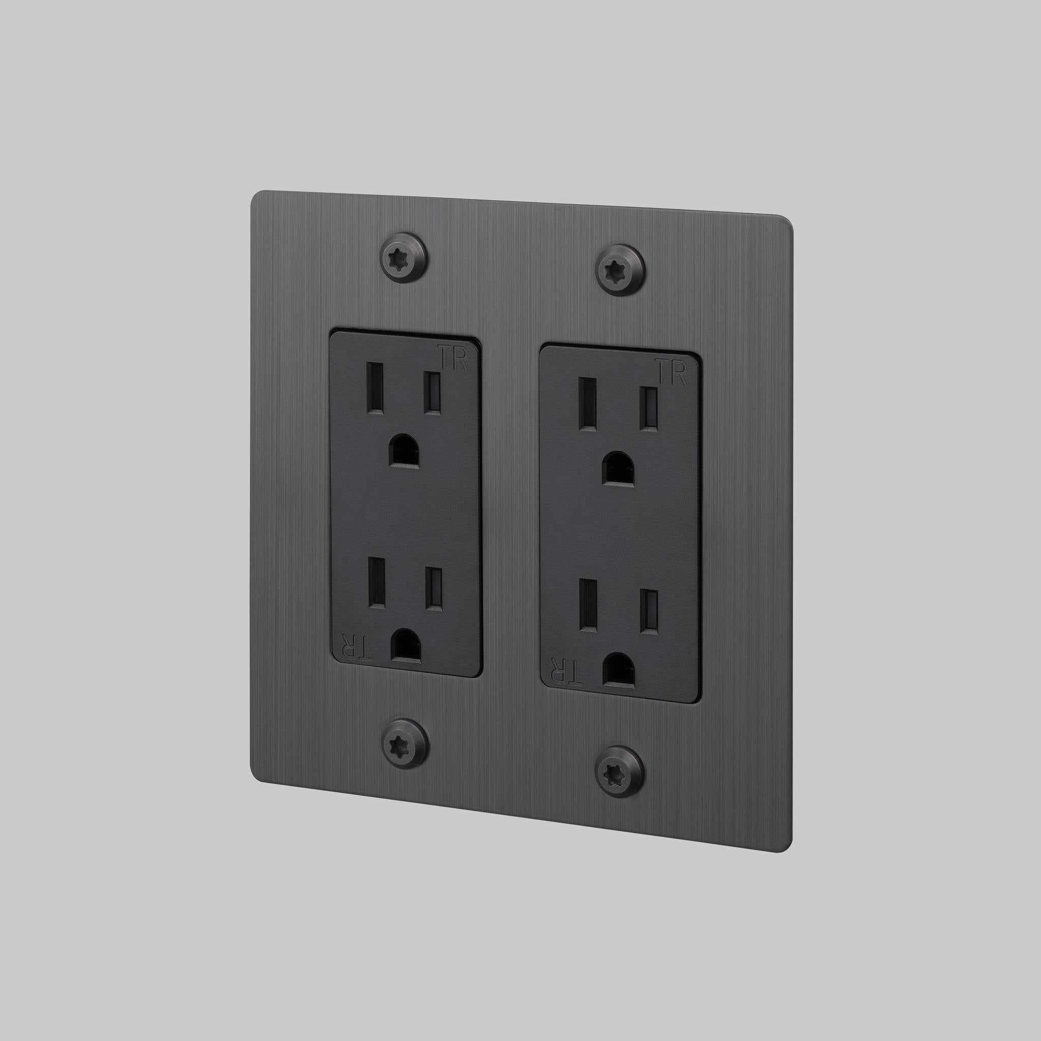 2G DUPLEX OUTLET / LINEAR / WITHOUT LOGO