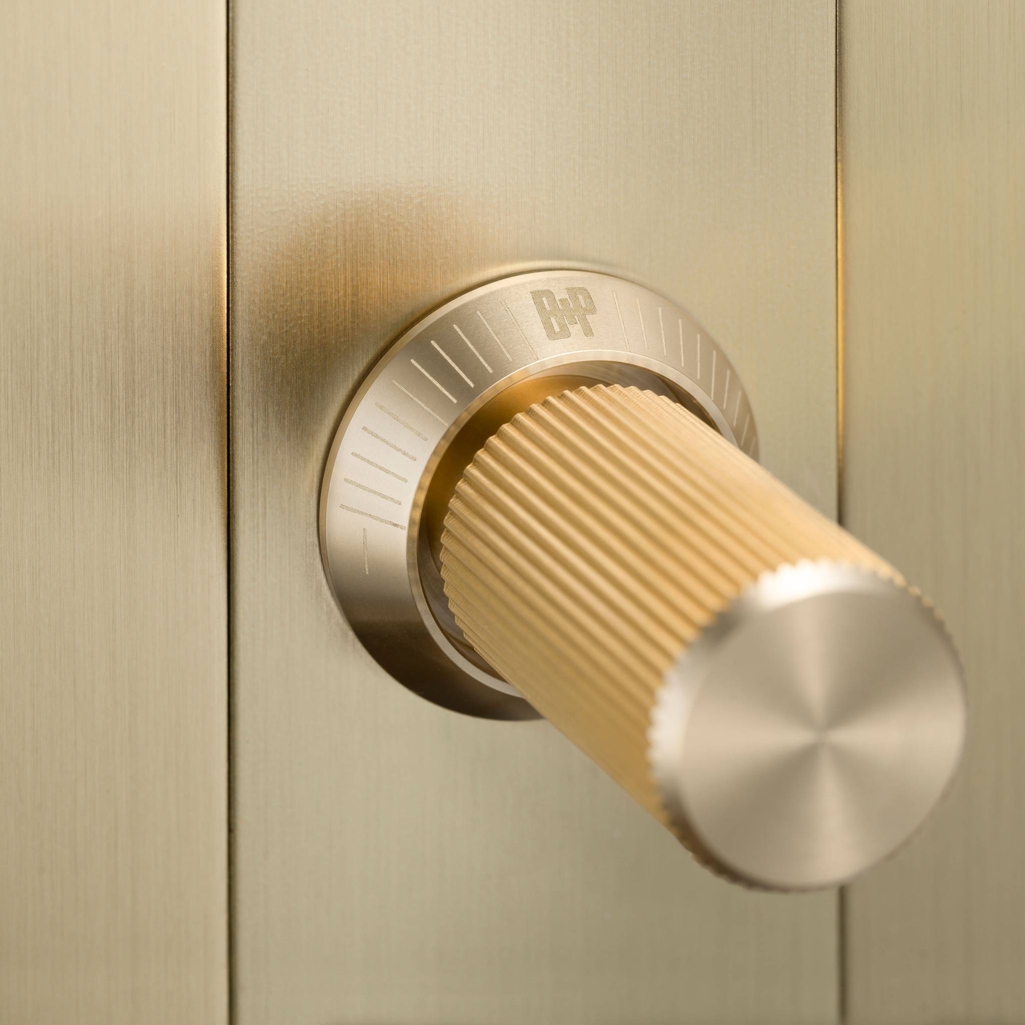 2G DIMMER / LED / LINEAR / WITHOUT LOGO