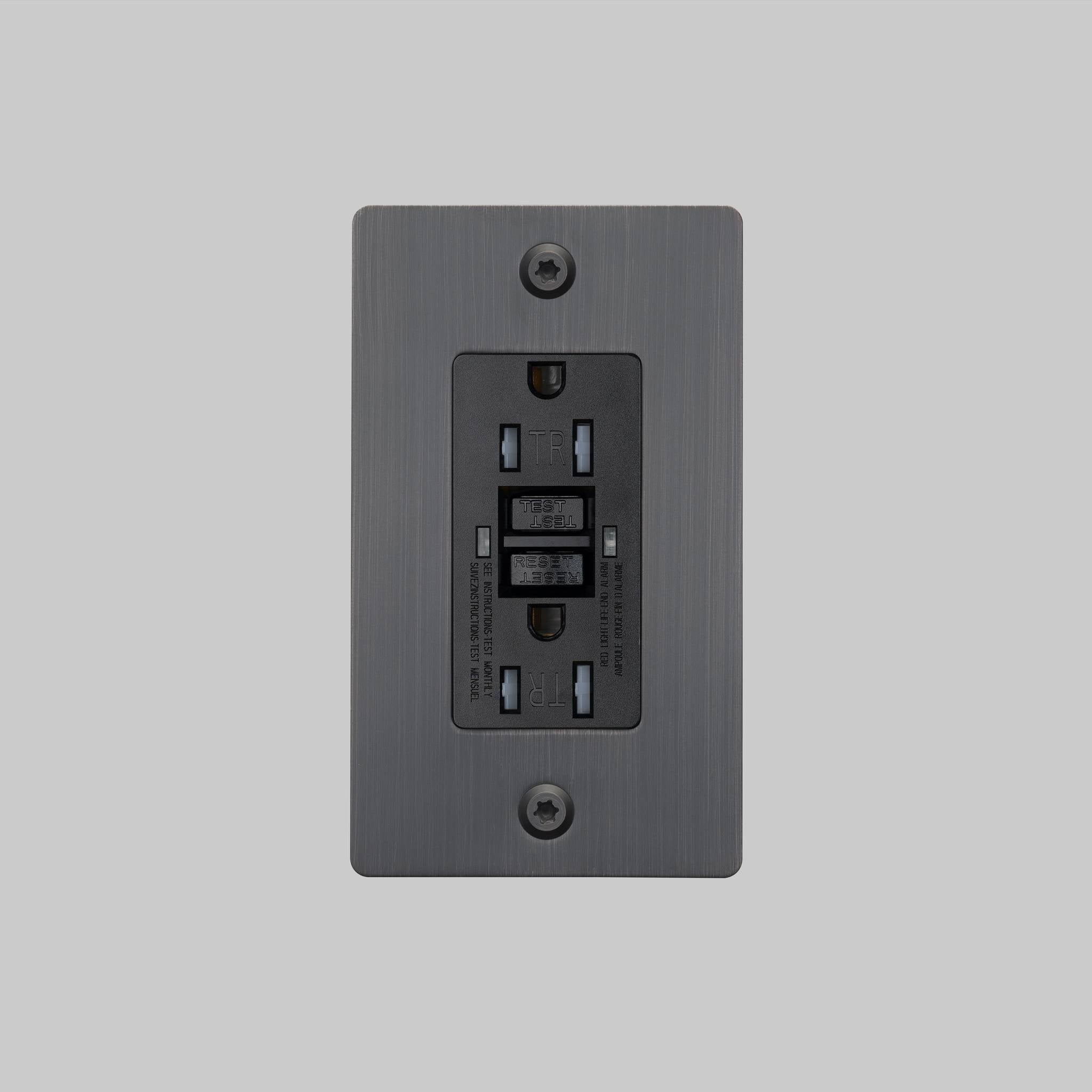 1G DUPLEX OUTLET / GFCI / LINEAR / WITHOUT LOGO