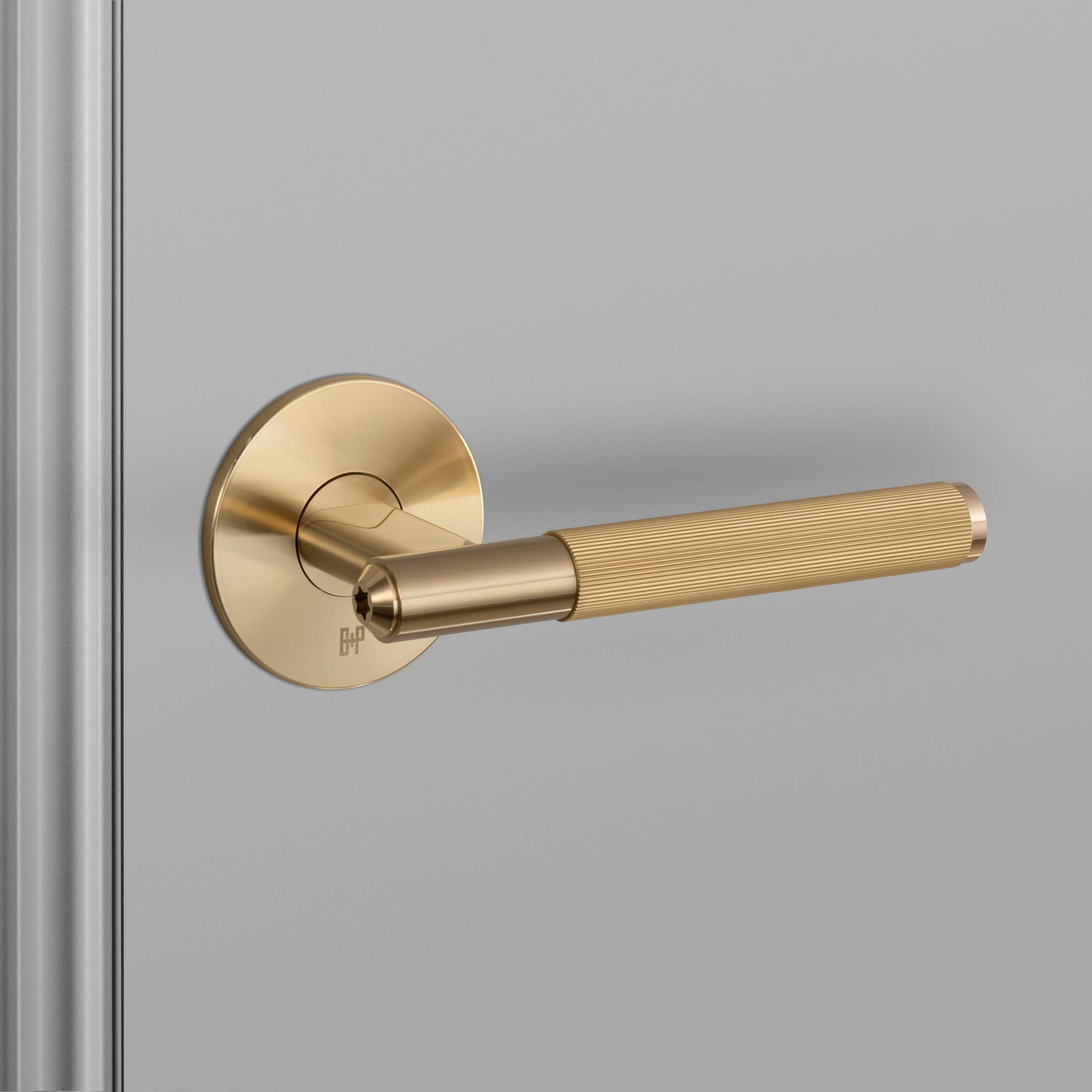 DOOR HANDLE SET / PASSAGE / LINEAR