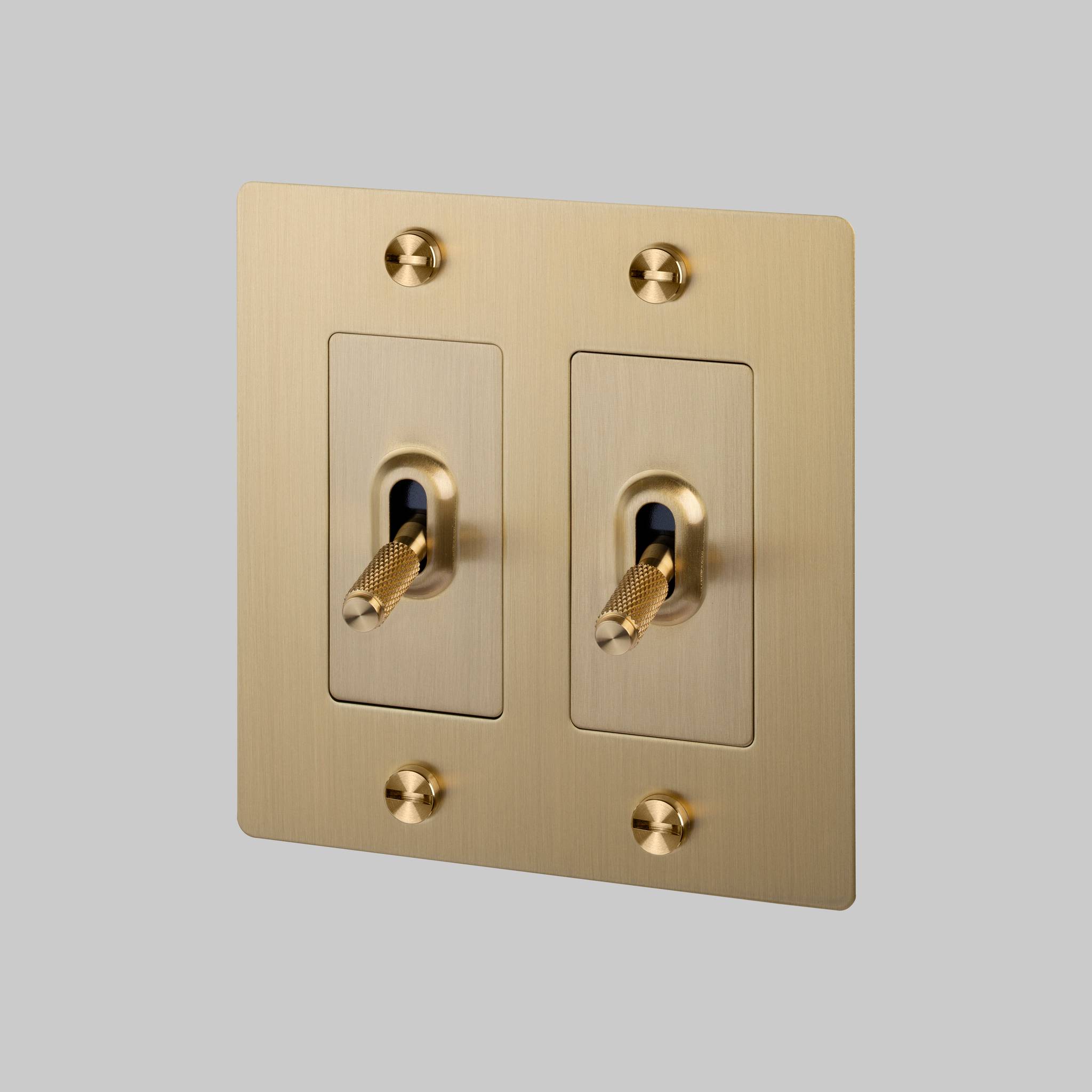 #Finish_BRASS