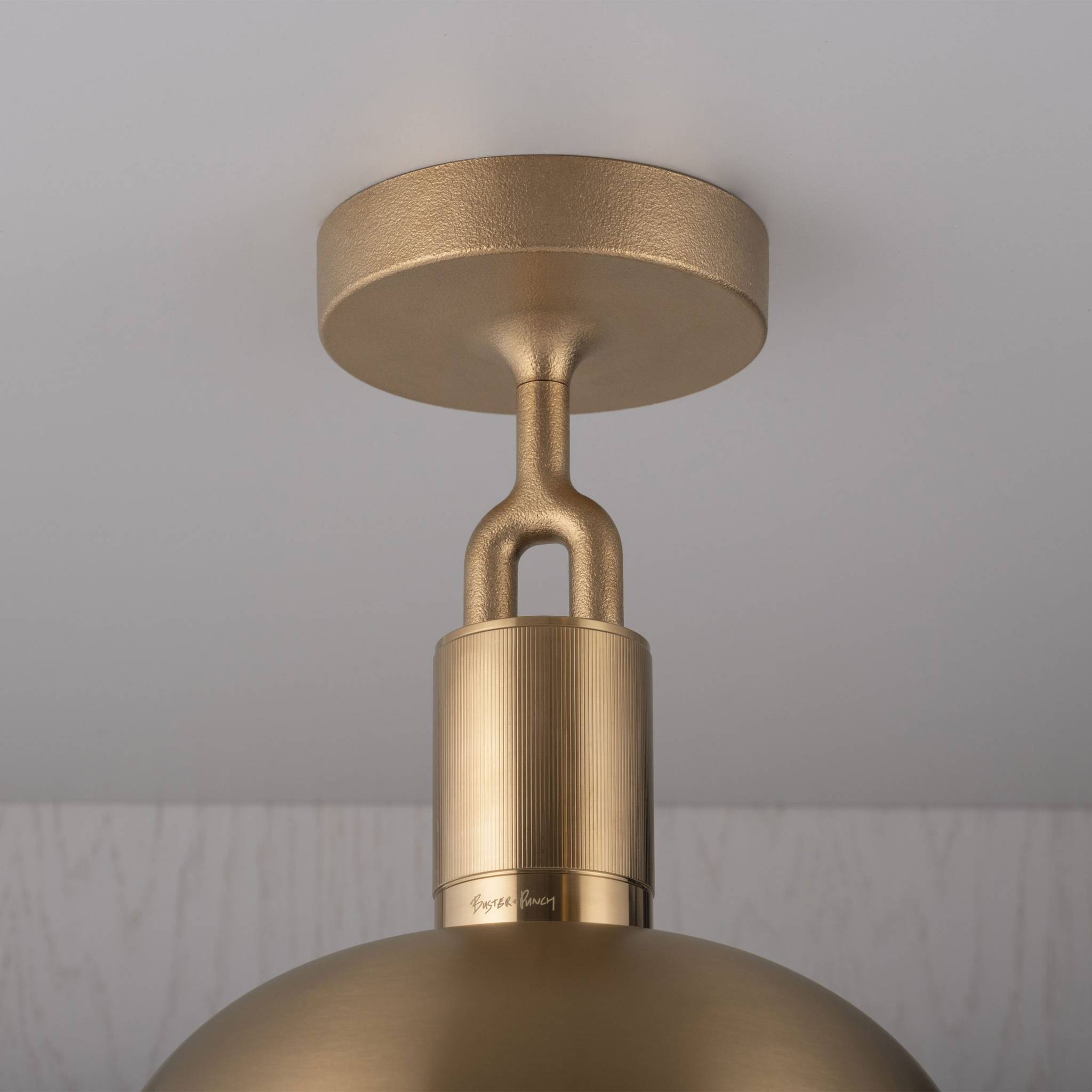 FORKED CEILING / LINEAR / SHADE / GLOBE / SMOKED / MEDIUM