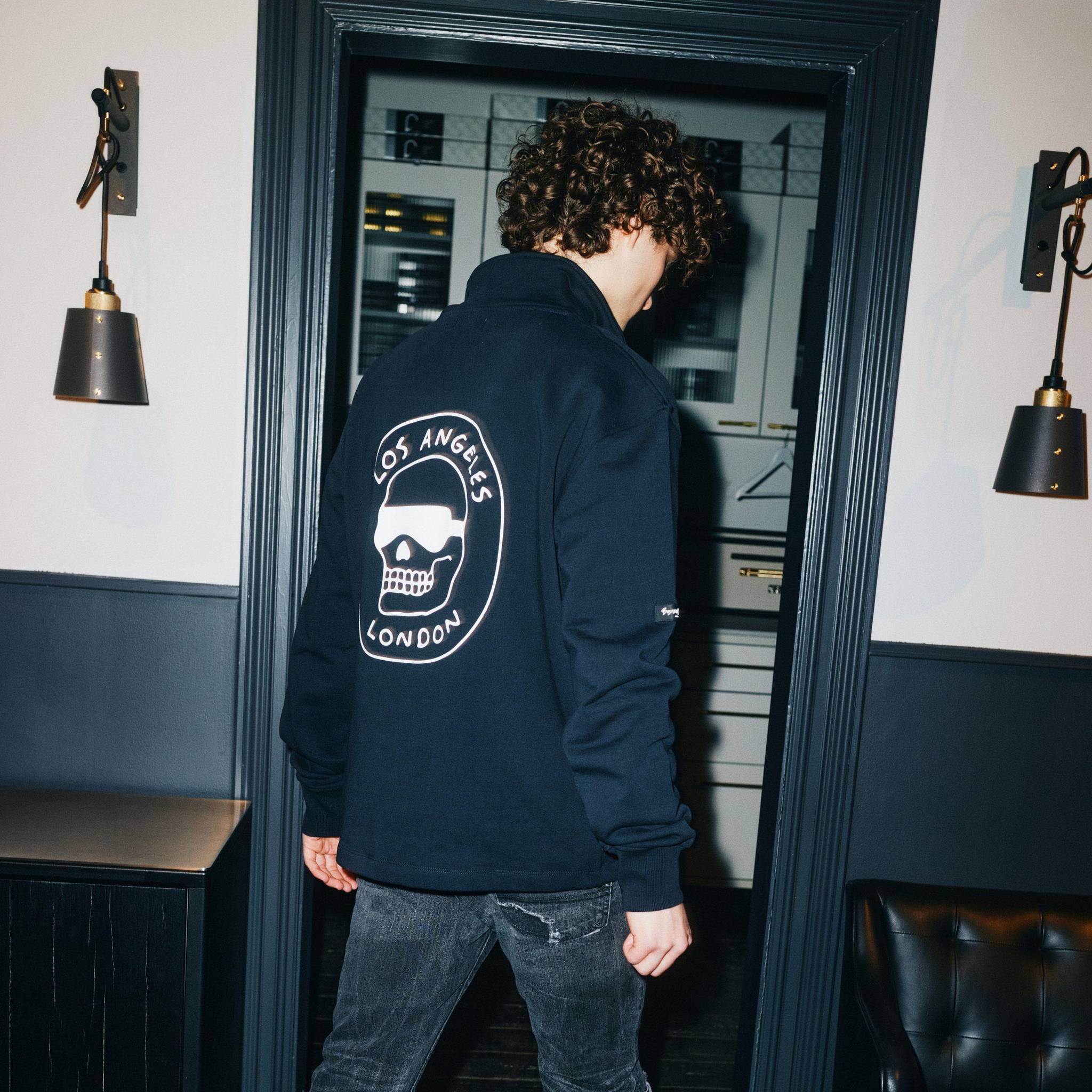 SWEATSHIRT / TRAVIS BARKER