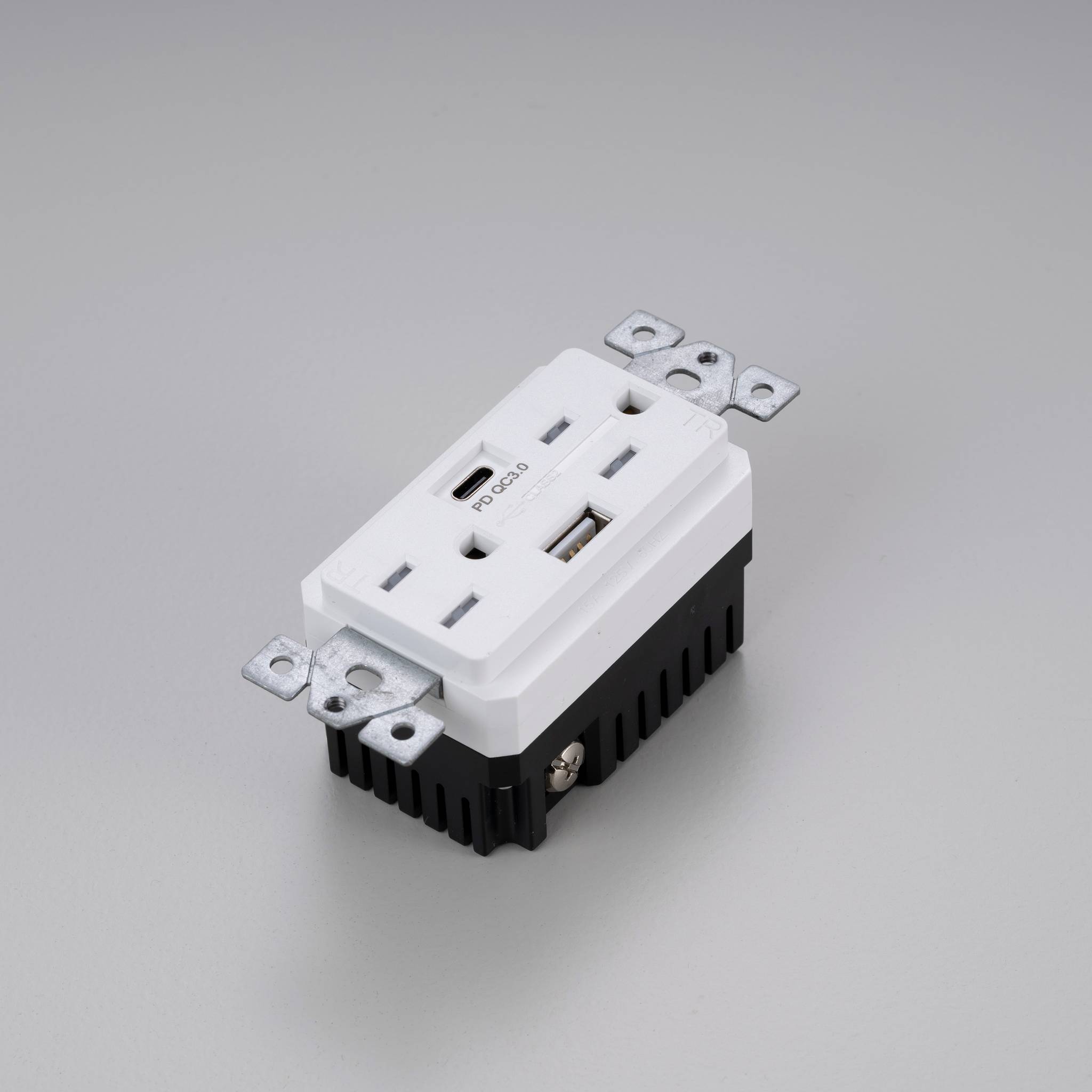 OUTLET MODULE / DUPLEX & 2 USB-A + C